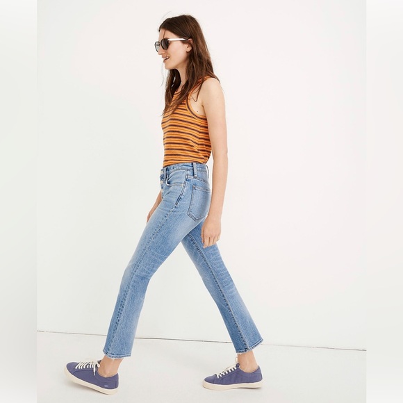 Madewell Cali Demi-Boot Jeans in Dory Wash: Comfort Stretch Edition, size 25 - Picture 9 of 9